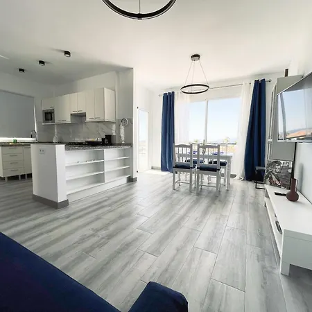 Newly Renovated With 2 Terrace, 2 Bedroom, 5min Puerto de Santiago (Tenerife)